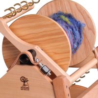 Country Spinner Bobbin - natural